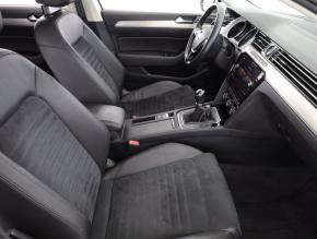 Volkswagen Passat  2.0 TDI 