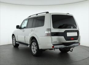 Mitsubishi Pajero  3.2 DI-D 