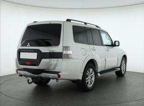 Mitsubishi Pajero  3.2 DI-D 