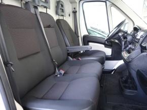 Peugeot Boxer  2.0 BlueHDi 