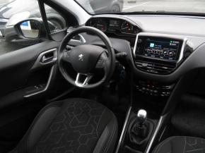 Peugeot 2008  1.2 PureTech 