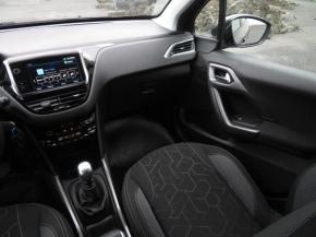 Peugeot 2008  1.2 PureTech 