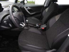 Peugeot 2008  1.2 PureTech 