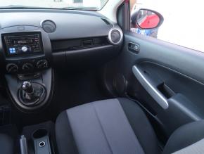 Mazda 2  1.3 i 