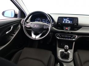 Hyundai i30  1.4 T-GDI 