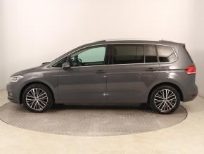 Volkswagen Touran  1.5 TSI 