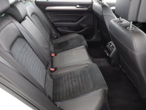 Volkswagen Passat  2.0 TDI 