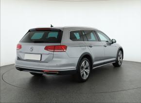 Volkswagen Passat  2.0 TDI Alltrack 