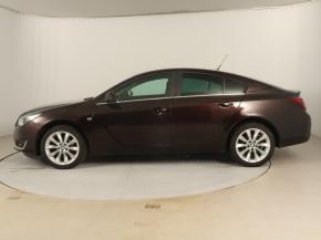 Opel Insignia  1.8 