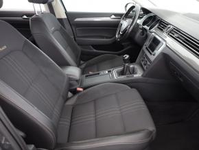 Volkswagen Passat  2.0 TDI Alltrack 