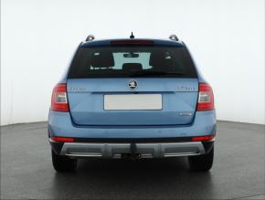 Škoda Octavia  Scout 2.0 TDI . 