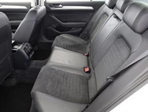 Volkswagen Passat  2.0 TDI 