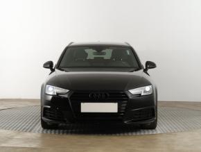 Audi A4  2.0 TDI S-Line 