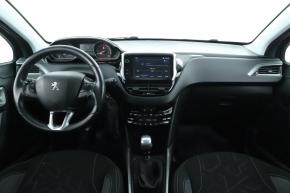 Peugeot 2008  1.5 BlueHDi 