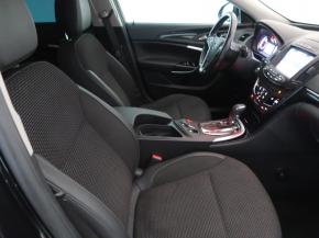 Opel Insignia  2.0 CDTI 