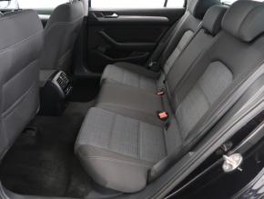 Volkswagen Passat  2.0 TDI 