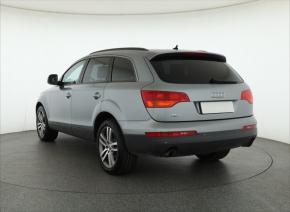 Audi Q7  3.0 TDI 