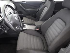 Volkswagen Passat  2.0 TDI 