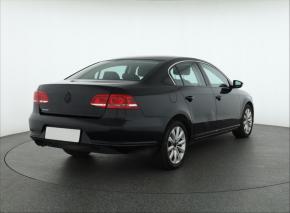 Volkswagen Passat  2.0 TDI 