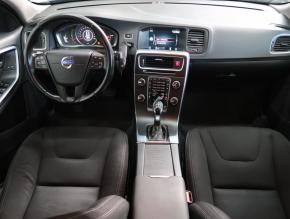 Volvo V60  D2 