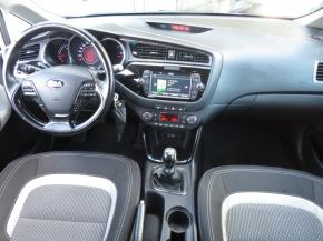 Kia Ceed  1.6 GDI Top 