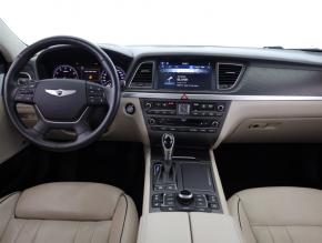 Hyundai Genesis  3.8 V6 4x4 