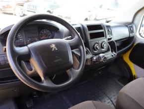 Peugeot Boxer  2.0 BlueHDi 