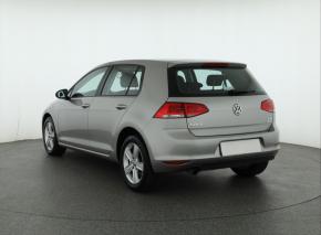 Volkswagen Golf  1.2 TSI 