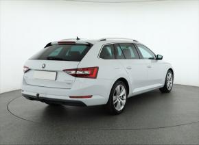 Škoda Superb  2.0 TDI 