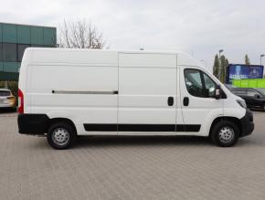 Peugeot Boxer  2.0 BlueHDi 