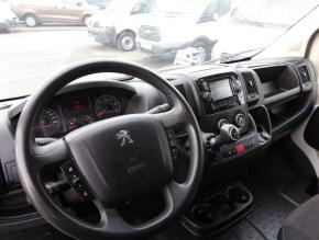 Peugeot Boxer  2.0 BlueHDi 