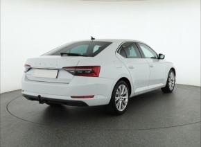 Škoda Superb  2.0 TDI 