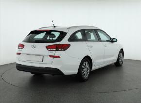 Hyundai i30  1.0 T-GDI Trikolor 