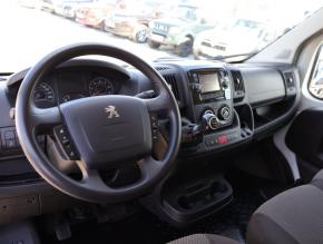 Peugeot Boxer  2.2 BlueHDi . 