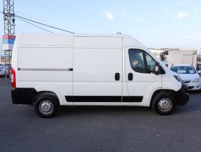 Peugeot Boxer  2.2 BlueHDi . 