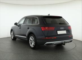 Audi Q7  3.0 TDI 