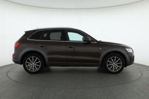 Audi Q5  2.0 TDI S-Line 