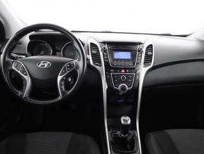 Hyundai i30  1.6 MPI 