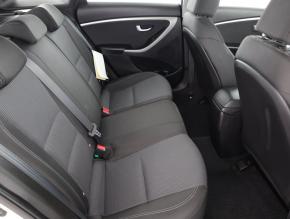 Hyundai i30  1.6 MPI 