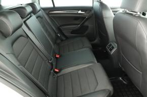 Volkswagen Golf  1.6 TDI 