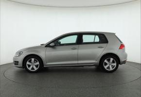 Volkswagen Golf  1.2 TSI 