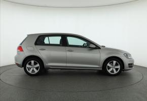 Volkswagen Golf  1.2 TSI 