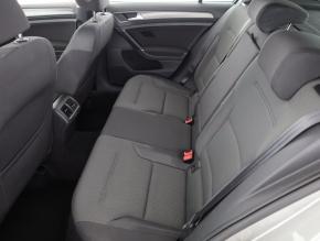 Volkswagen Golf  1.2 TSI 