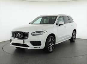 Volvo XC90  B5 AWD Momentum 