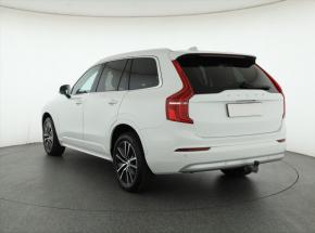 Volvo XC90  B5 AWD Momentum 