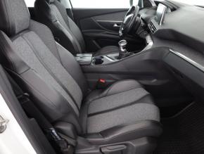 Peugeot 3008  1.5 BlueHDi 