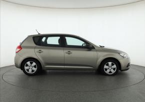 Kia Ceed  1.4 CVVT 