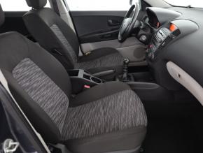 Kia Ceed  1.6 i 