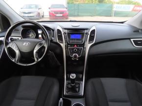 Hyundai i30  1.4 CVVT 