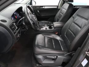 Volkswagen Touareg  3.0 TDI 